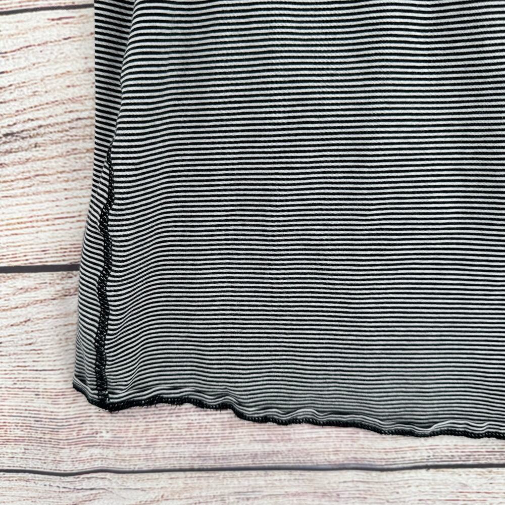 Lululemon Striped Split Back Performance Tank Top… - image 4